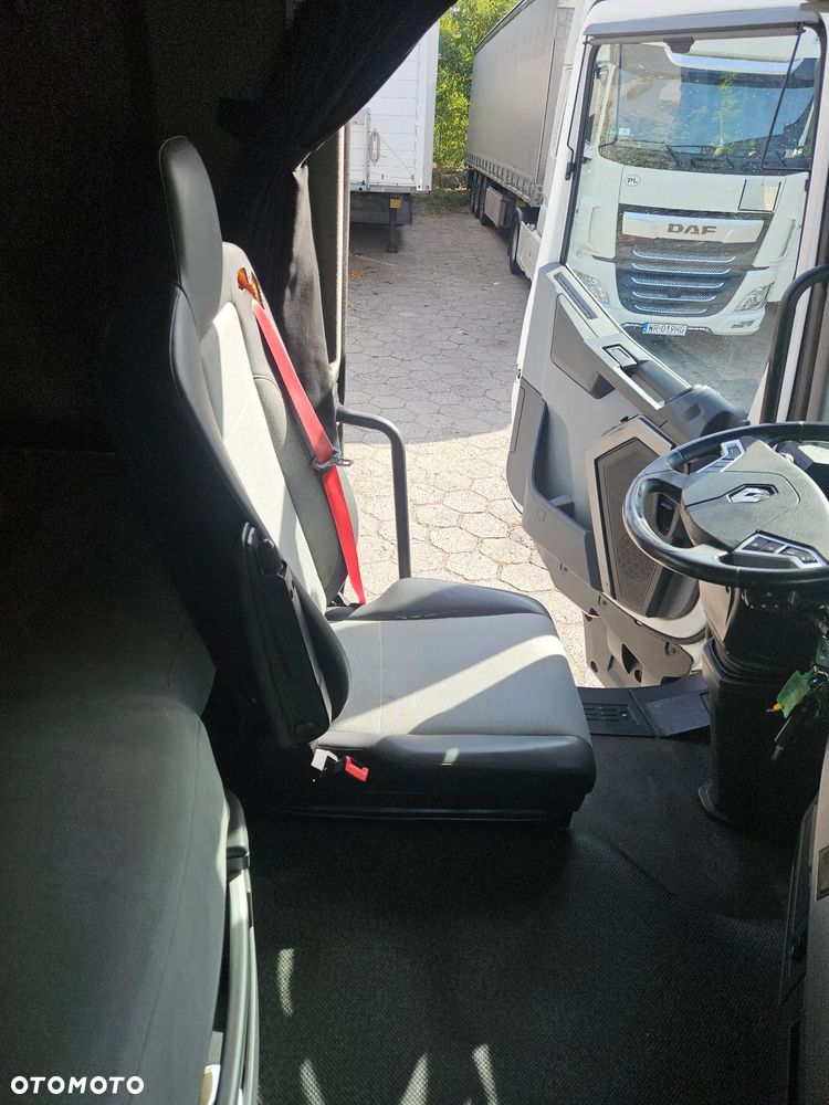 Renault T480 - 34