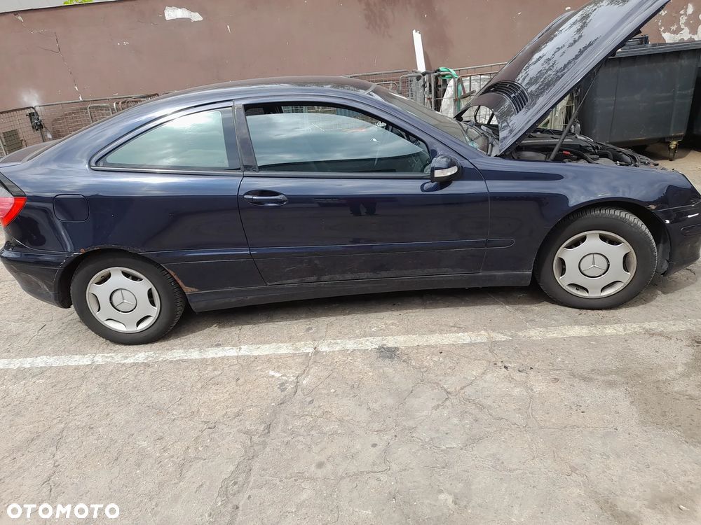 Mercedes W203 skrzynia biegów 1.8 b   R2032610501 - 4