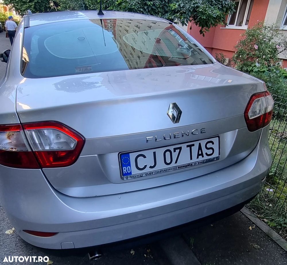 Renault Fluence 1.6 16V Authentique - 3