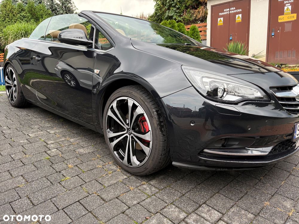 Opel Cascada 1.4 T Cosmo S&S - 30