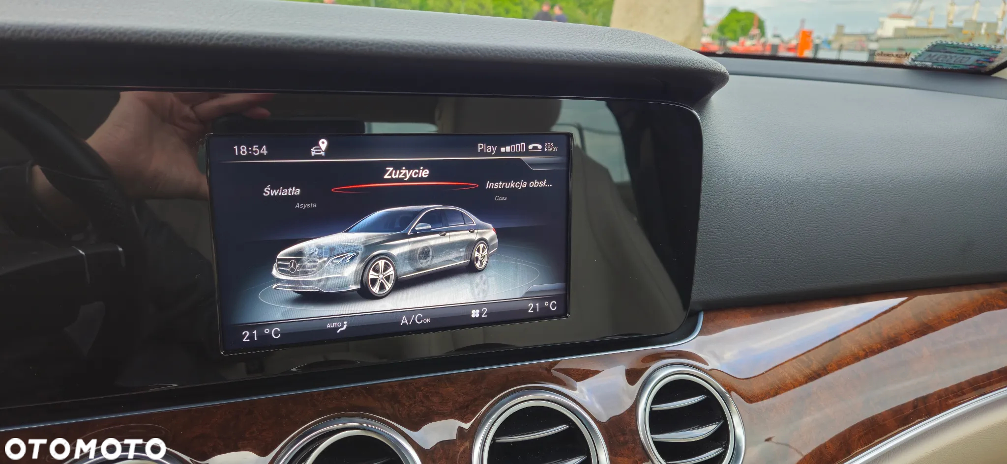 Mercedes-Benz Klasa E 200 9G-TRONIC - 32