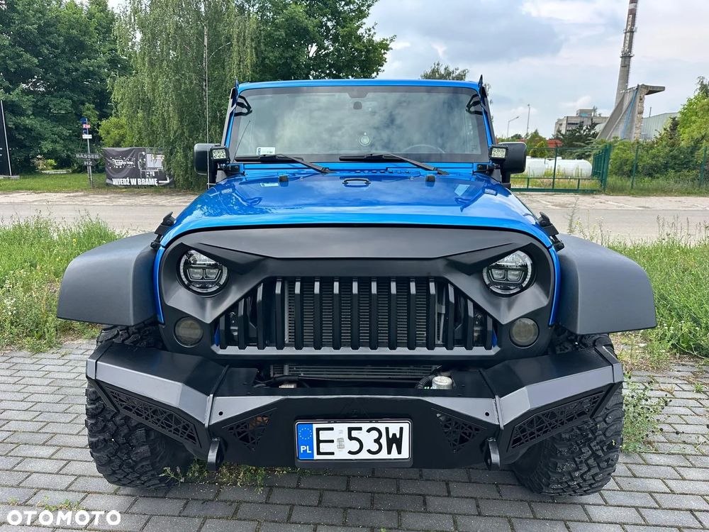 Jeep Wrangler - 1