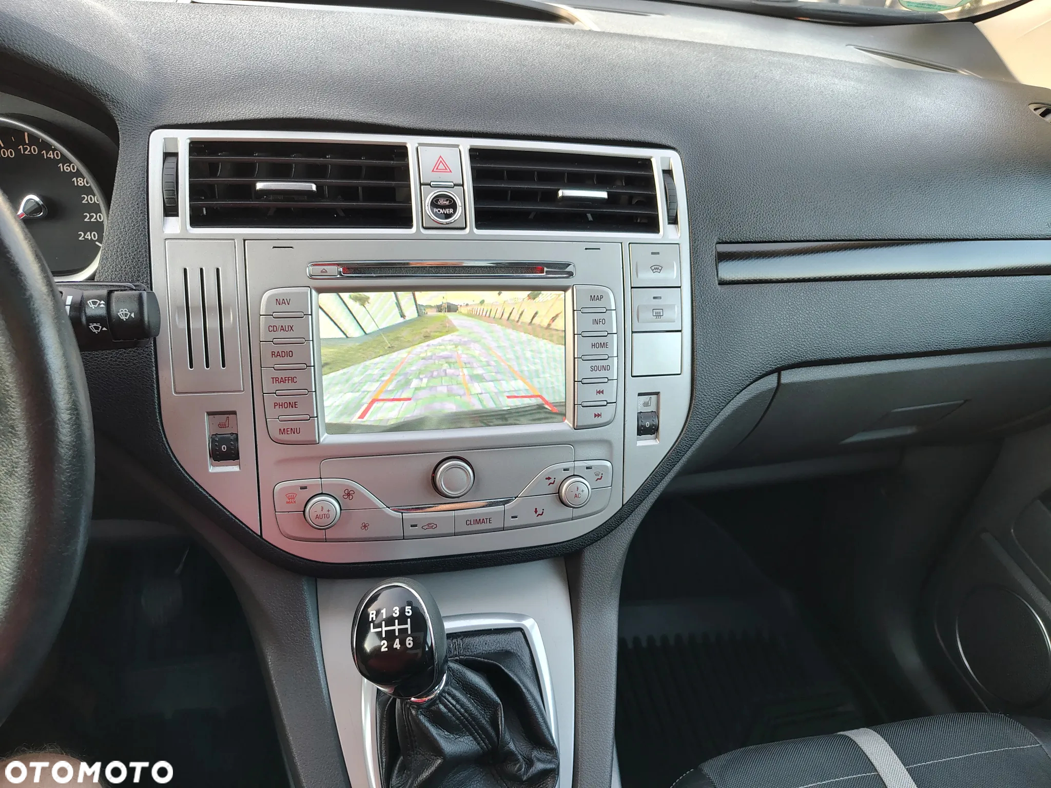 Ford Kuga 2.0 TDCi 4x4 Titanium - 19