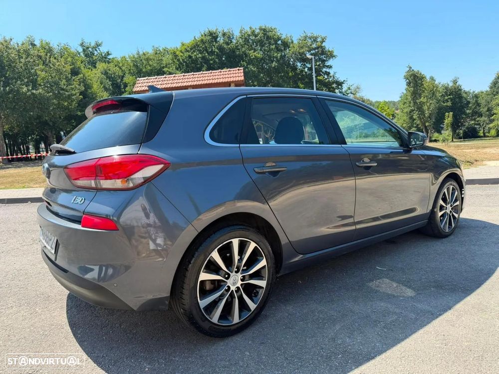 Hyundai i30 - 16