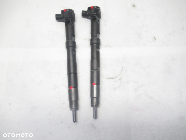 Wtryskiwacz Seat Ibiza Skoda Fabia Roomster Volkswagen Polo 1.2 TDI 03P130277-V400
