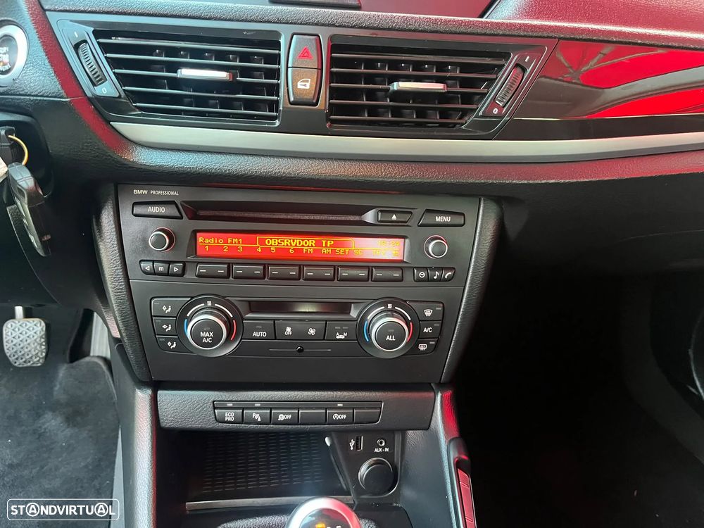 BMW X1 16 d sDrive - 23