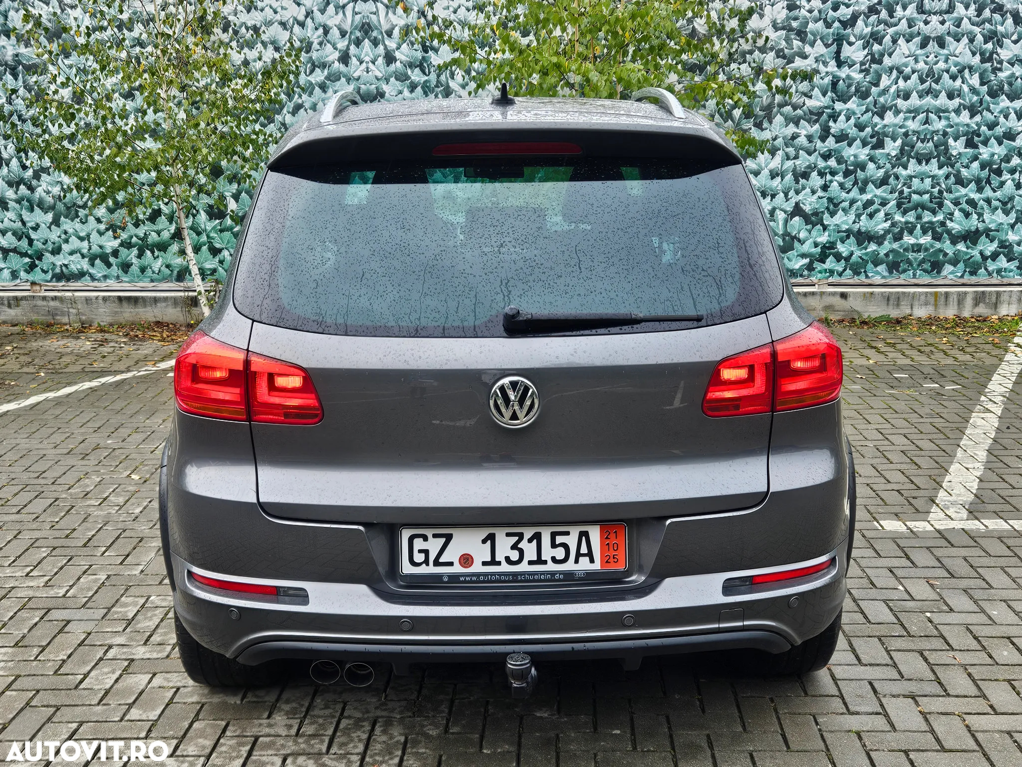 Volkswagen Tiguan - 10