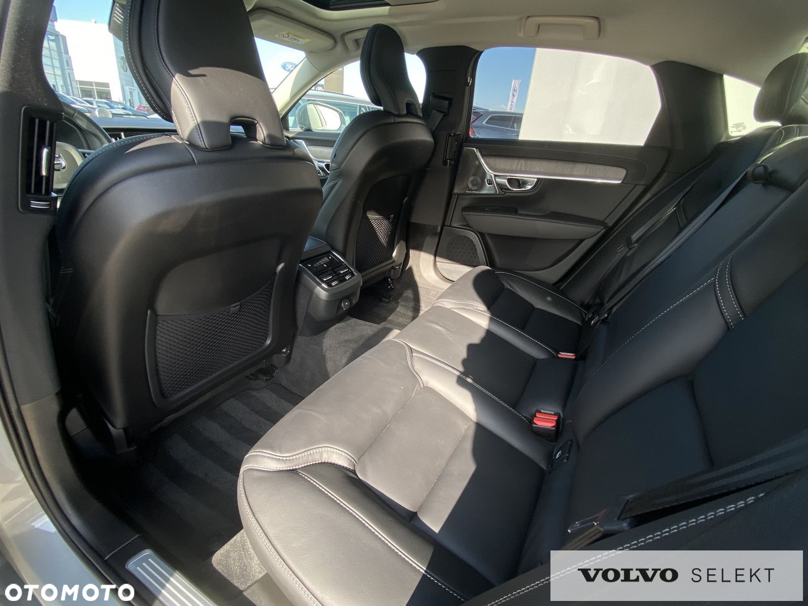 Volvo S90 - 28