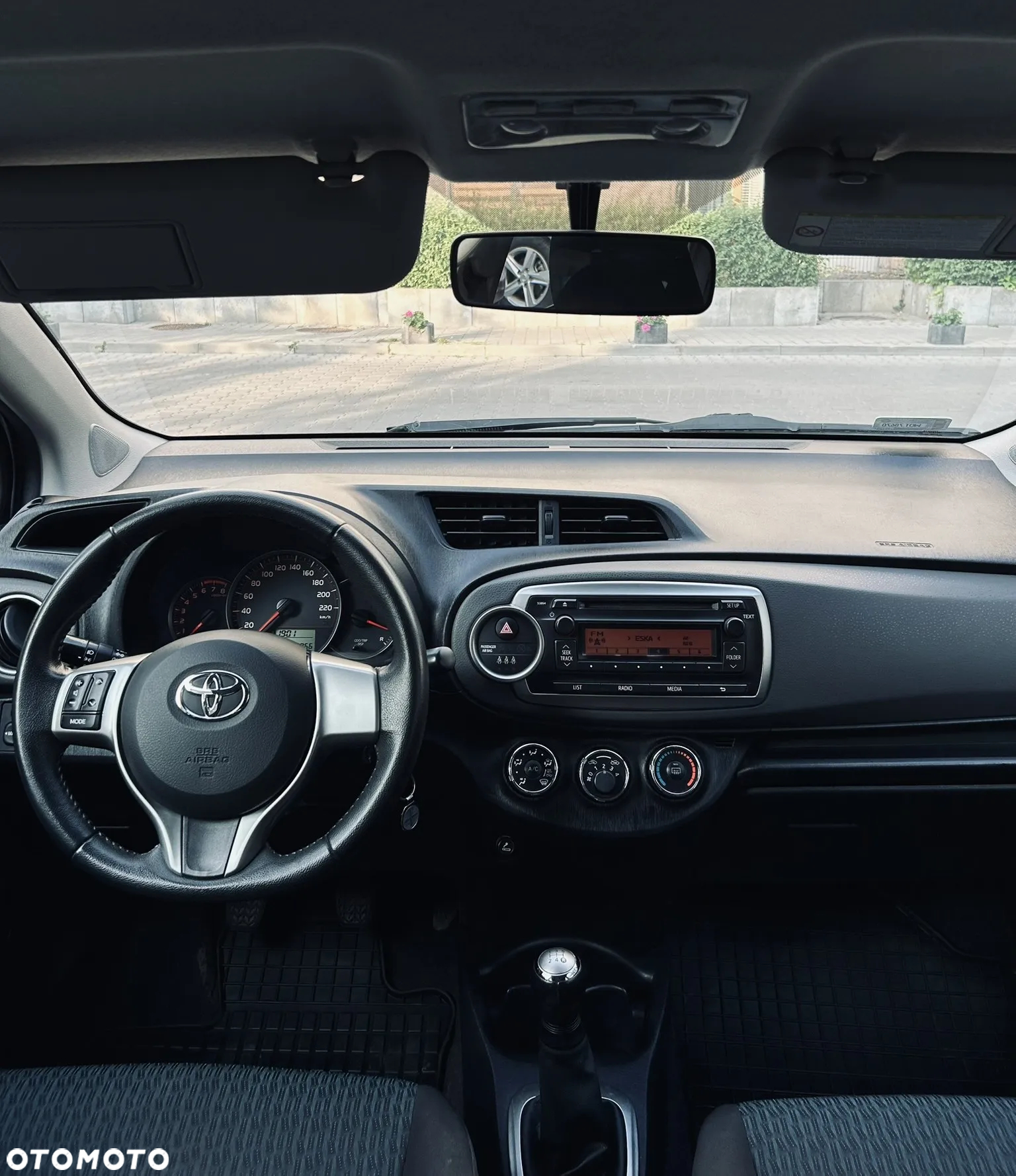 Toyota Yaris - 7