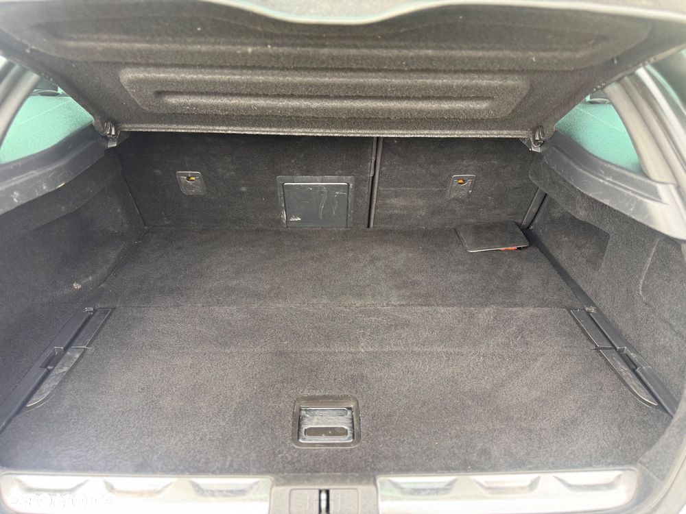 Citroën DS5 2.0 HDi Hybrid4 SoChic MCP - 8