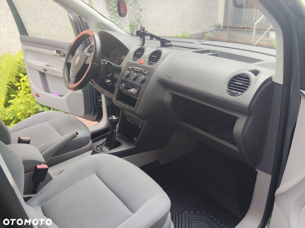 Volkswagen Caddy - 5