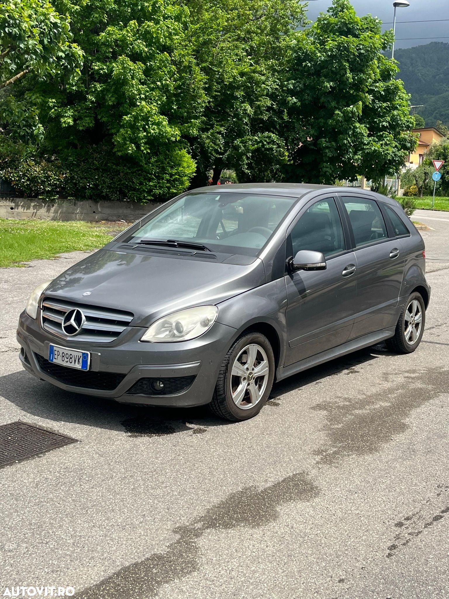 Mercedes-Benz B 180 CDI - 1