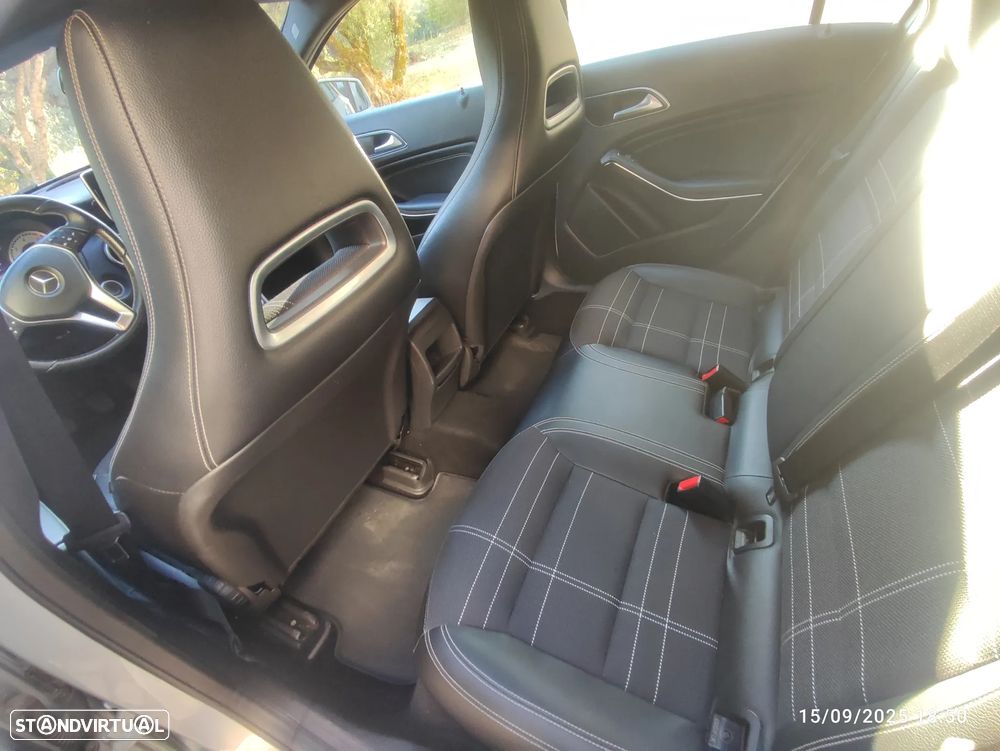 Mercedes-Benz CLA 180 d Shooting Brake Urban - 8