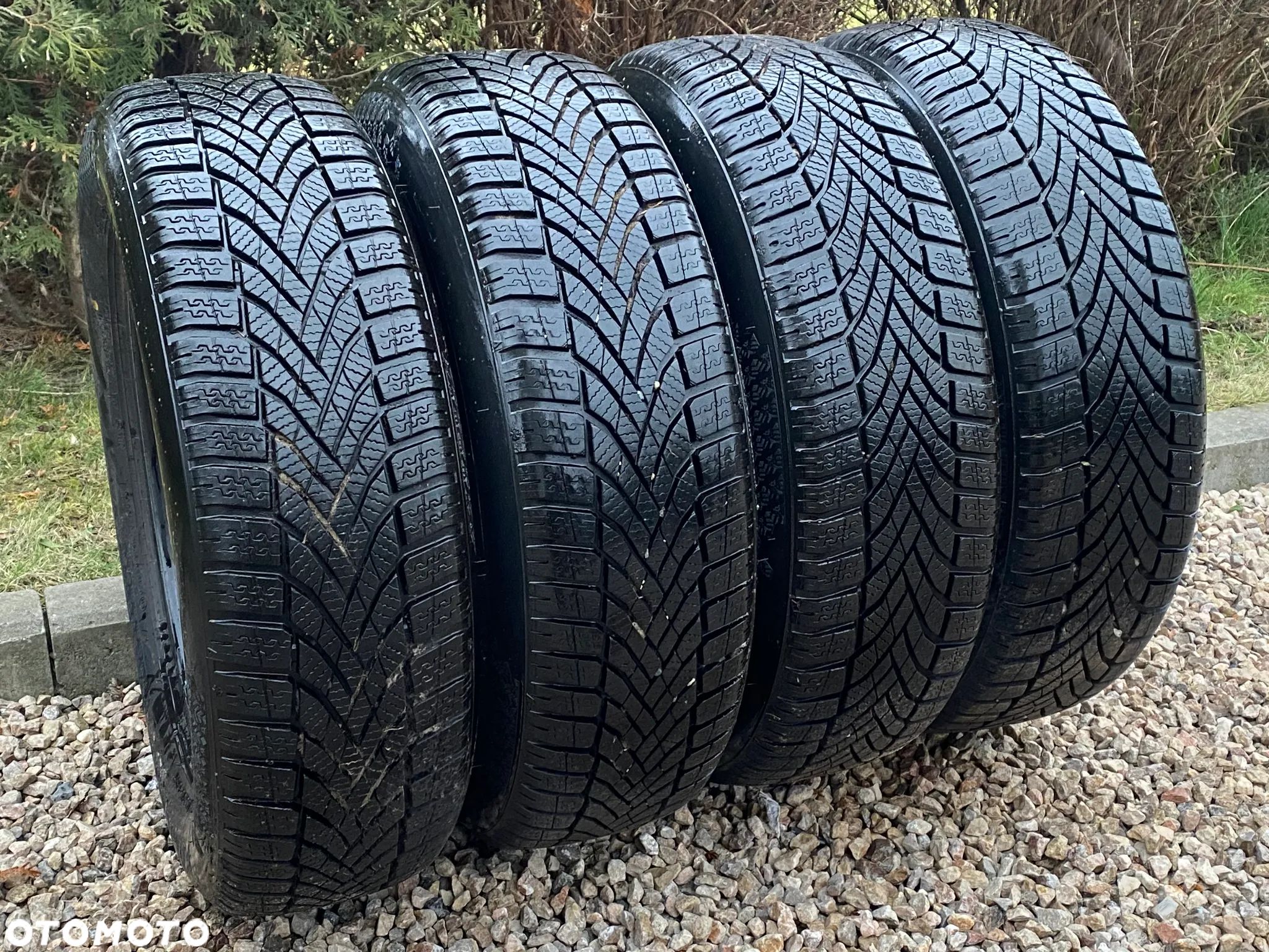 Opony zimowe FALKEN EUROWINTER HS02 185/65/15 4szt. 2022 rok - 1
