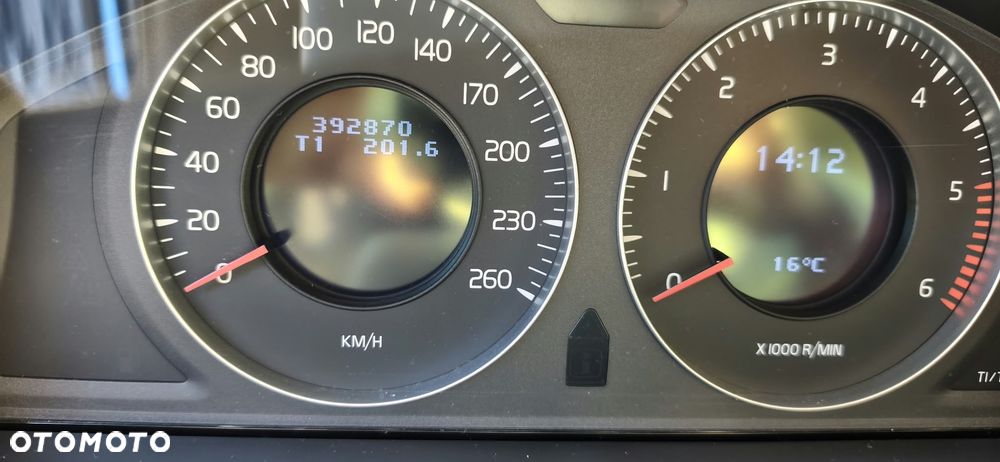 Volvo V70 - 4