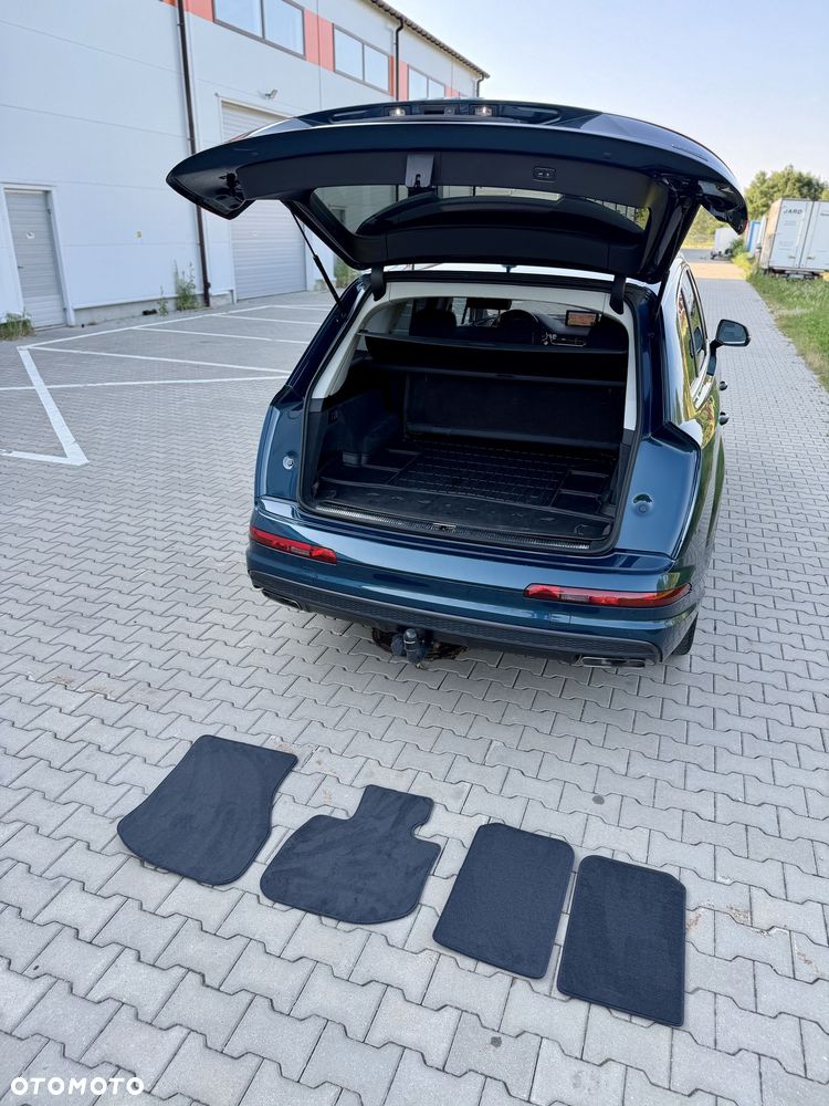 Audi Q7 - 8