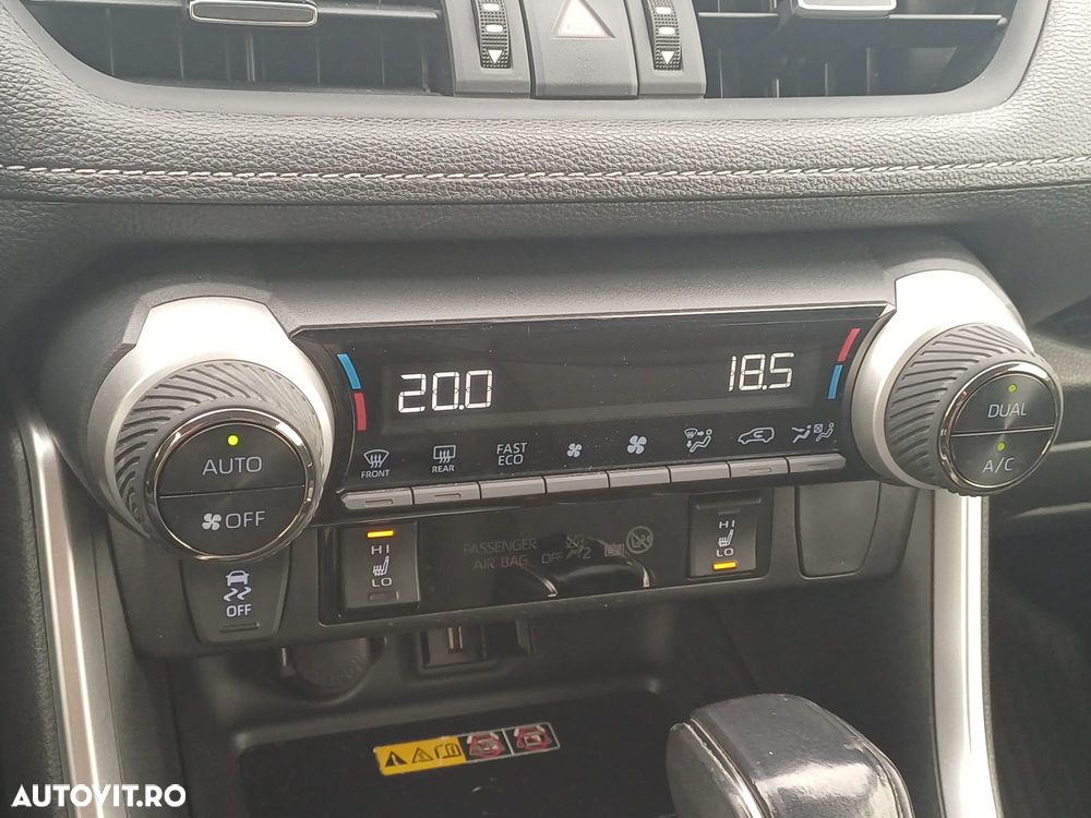 Toyota RAV4 2.5 VVT-iE 4x4 Luxury - 23