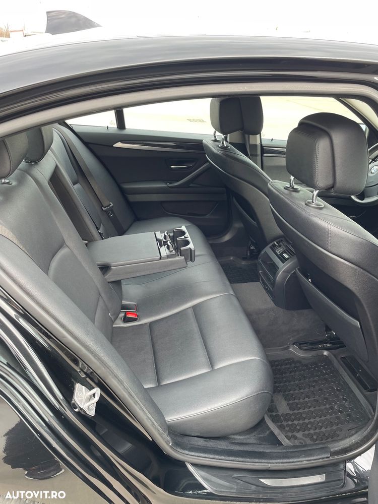 BMW Seria 5 520d - 8