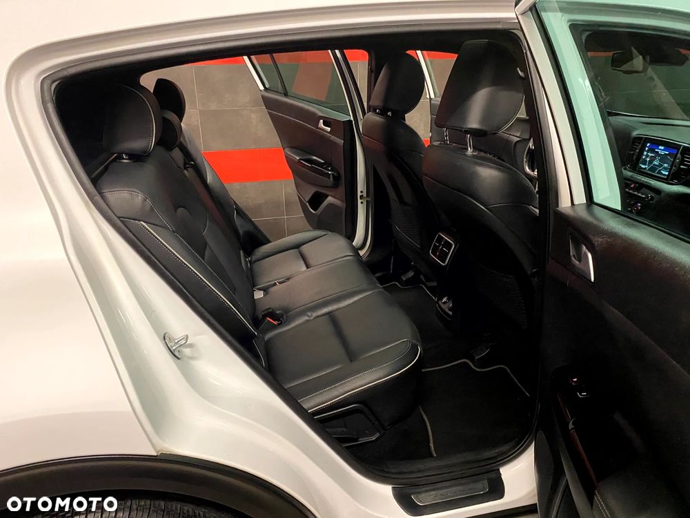 Kia Sportage 1.6 T-GDI Business Line 2WD - 30