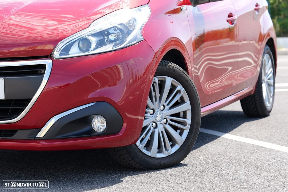 Peugeot 208 82 PureTech Style - 2