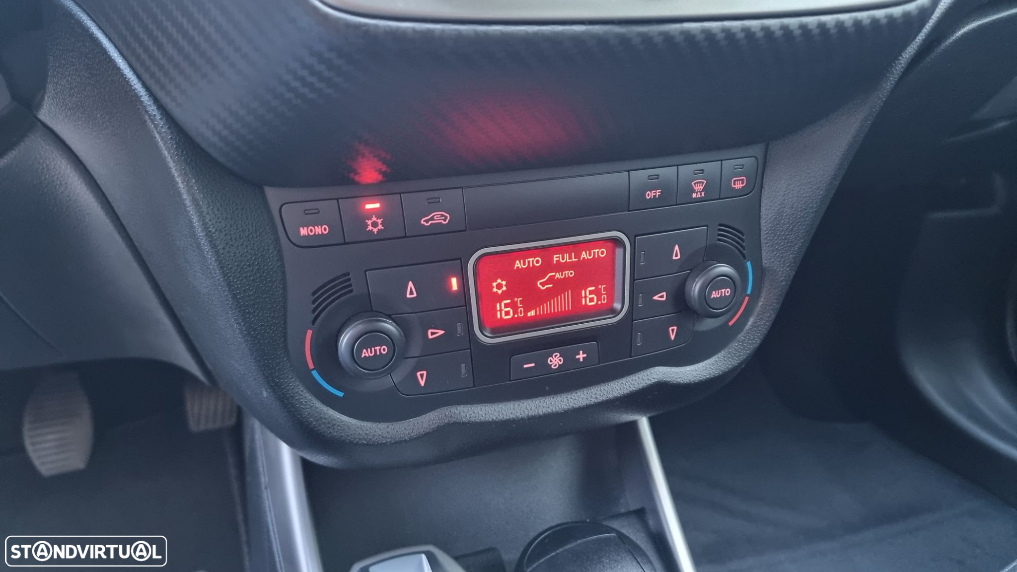 Alfa Romeo MiTo 1.4 T MultiAir Distinctive - 10