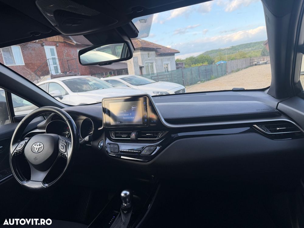 Toyota C-HR Lounge - 5
