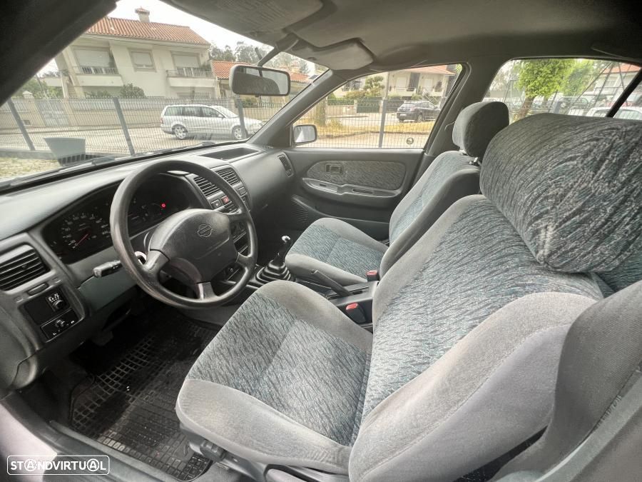 Nissan Almera - 9