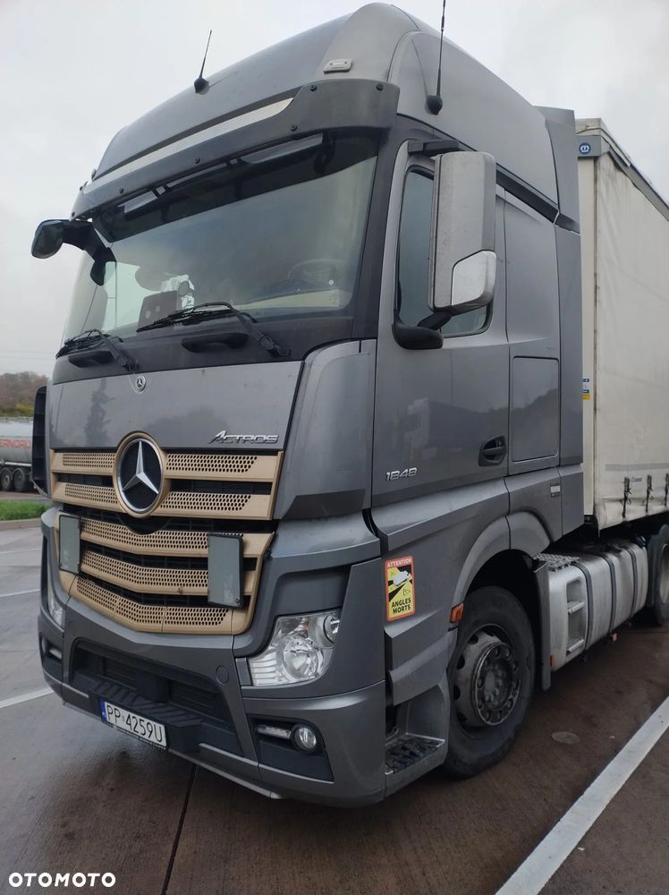 Mercedes-Benz ACTROS - 5