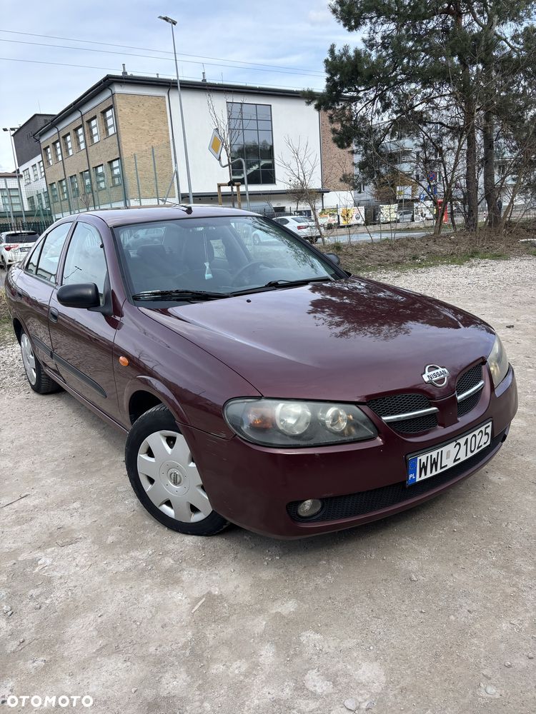 Nissan Almera - 3