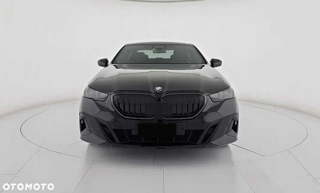 BMW Seria 5 520d xDrive mHEV M Sport - 7