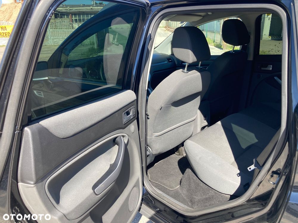 Ford Kuga 2.5 4x4 Trend - 3