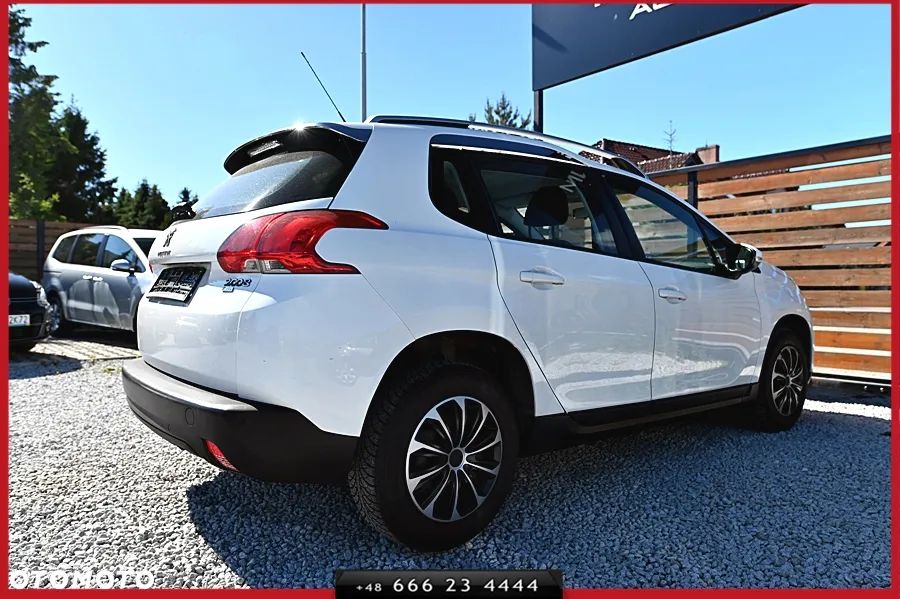 Peugeot 2008 1.6 e-HDi Allure S&S - 12