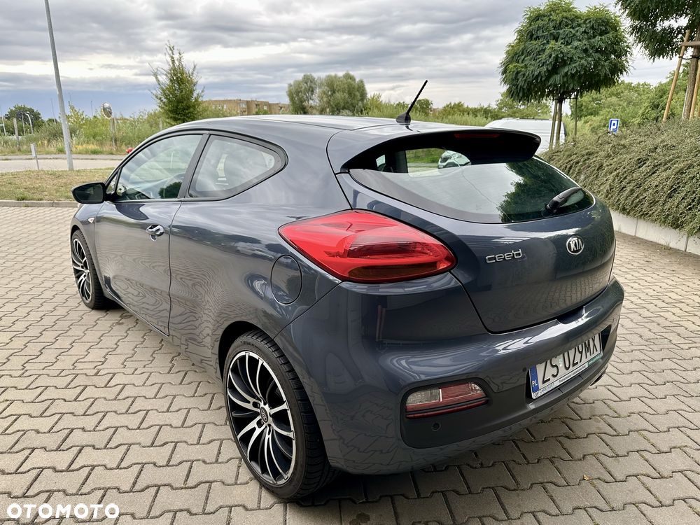 Kia ProCeed - 4