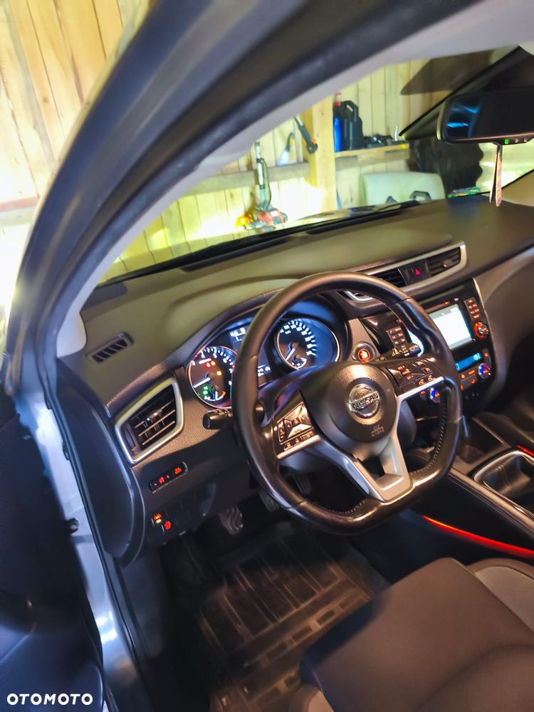 Nissan Qashqai 1.2 DIG-T N-Connecta - 2