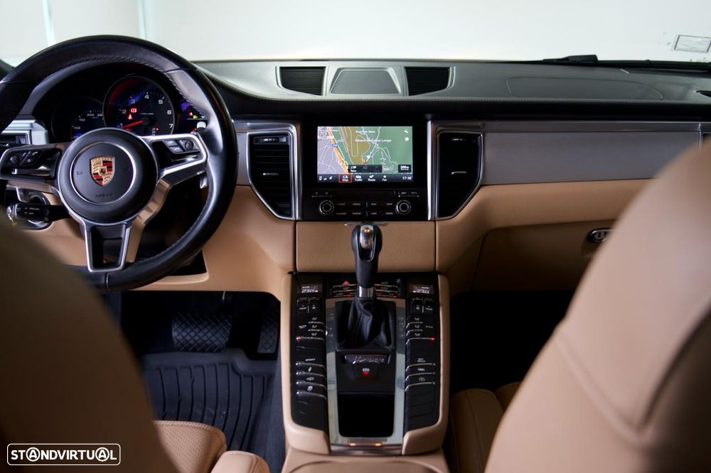 Porsche Macan 2.0T - 23