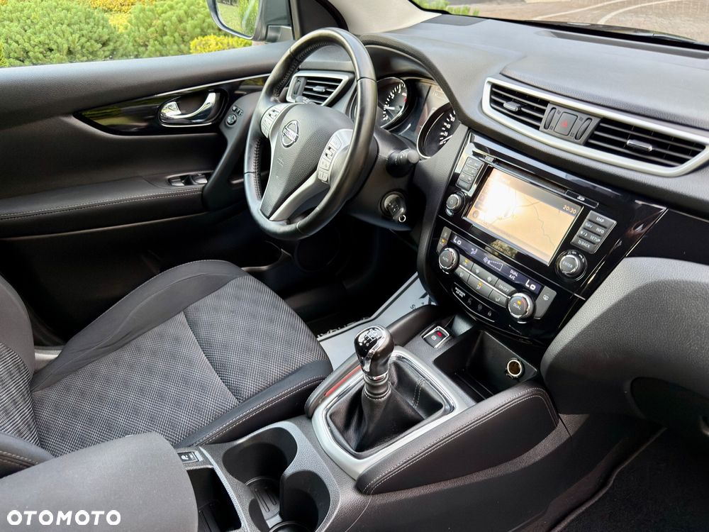 Nissan Qashqai 1.2 DIG-T N-Connecta - 29