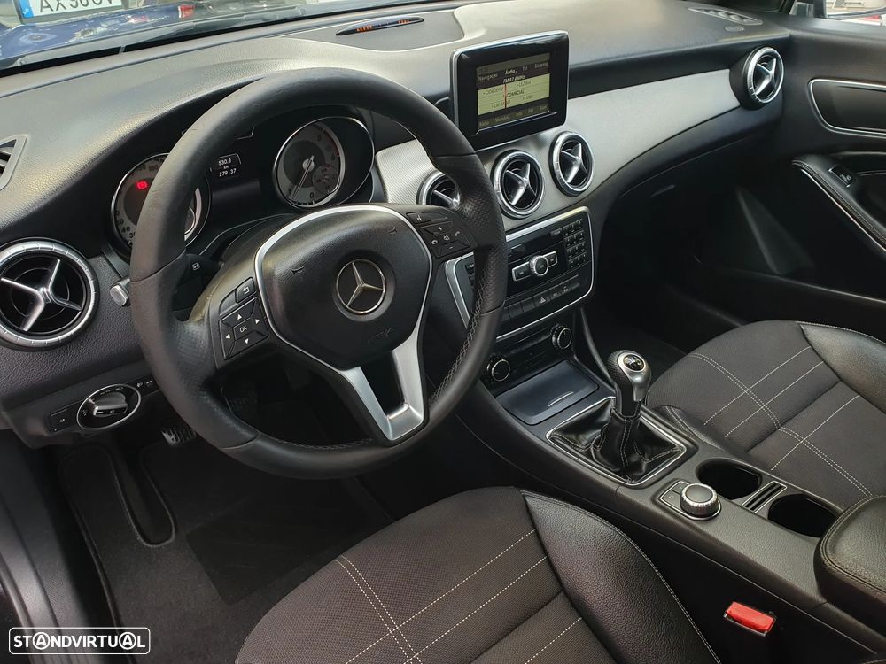 Mercedes-Benz CLA 180 (CDI) d Urban - 3