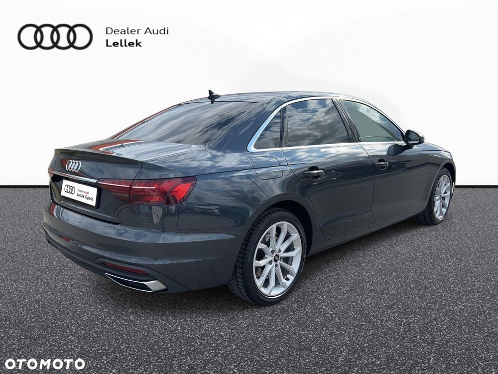 Audi A4 Limousine - 5