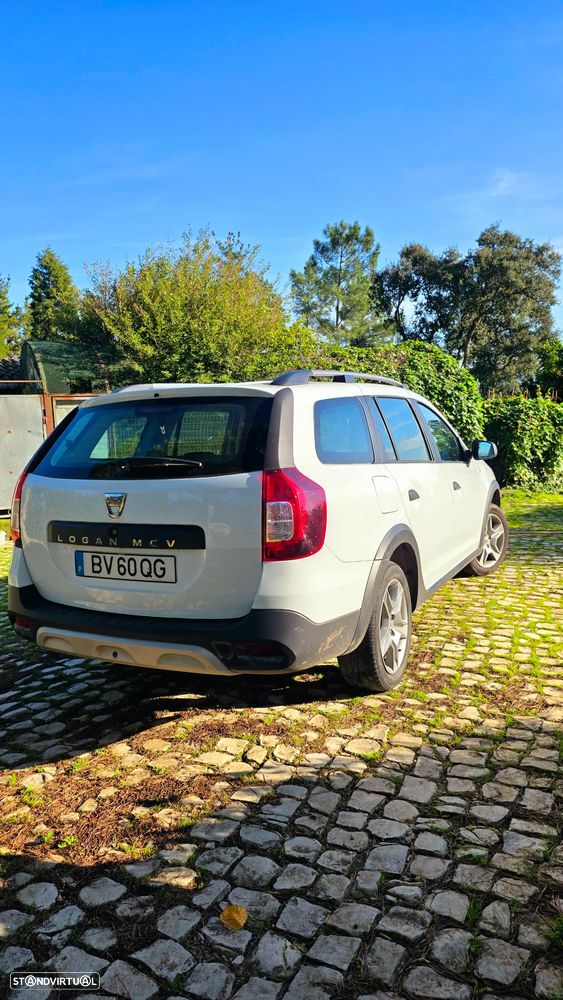 Dacia Logan MCV Blue dCi 95 Stepway - 4