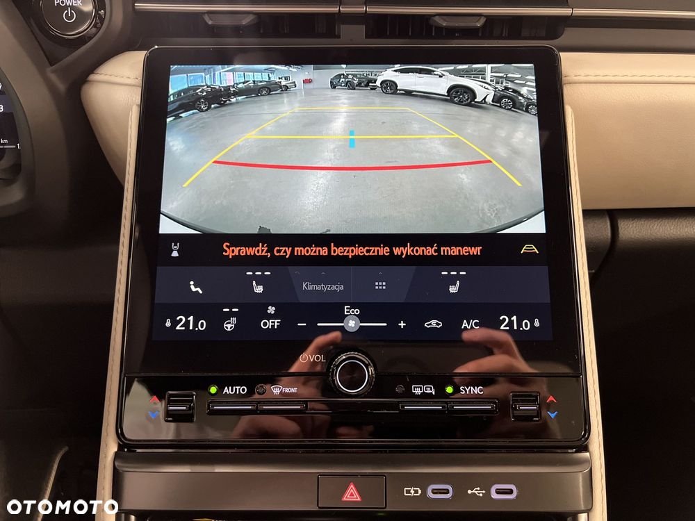 Lexus LBX 1.5 Hybrid Elegant - 26