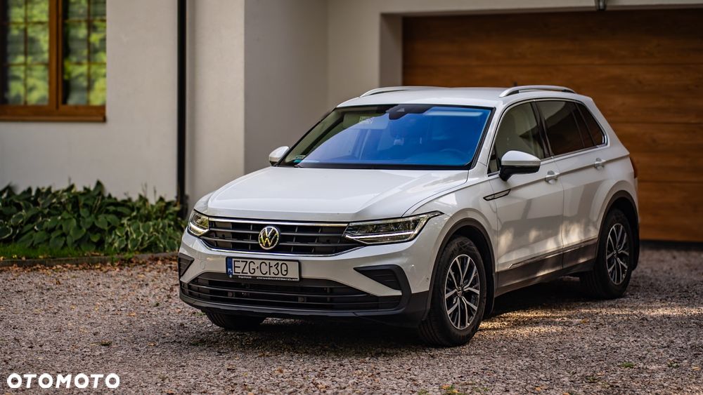 Volkswagen Tiguan - 4