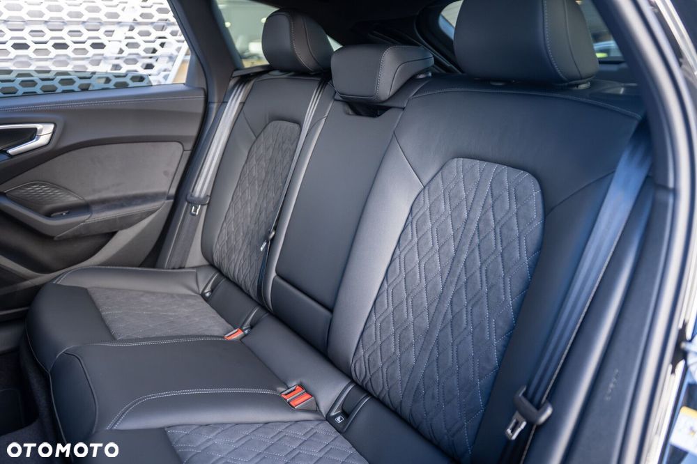 Audi A5 Avant TDI mHEV S tronic - 18