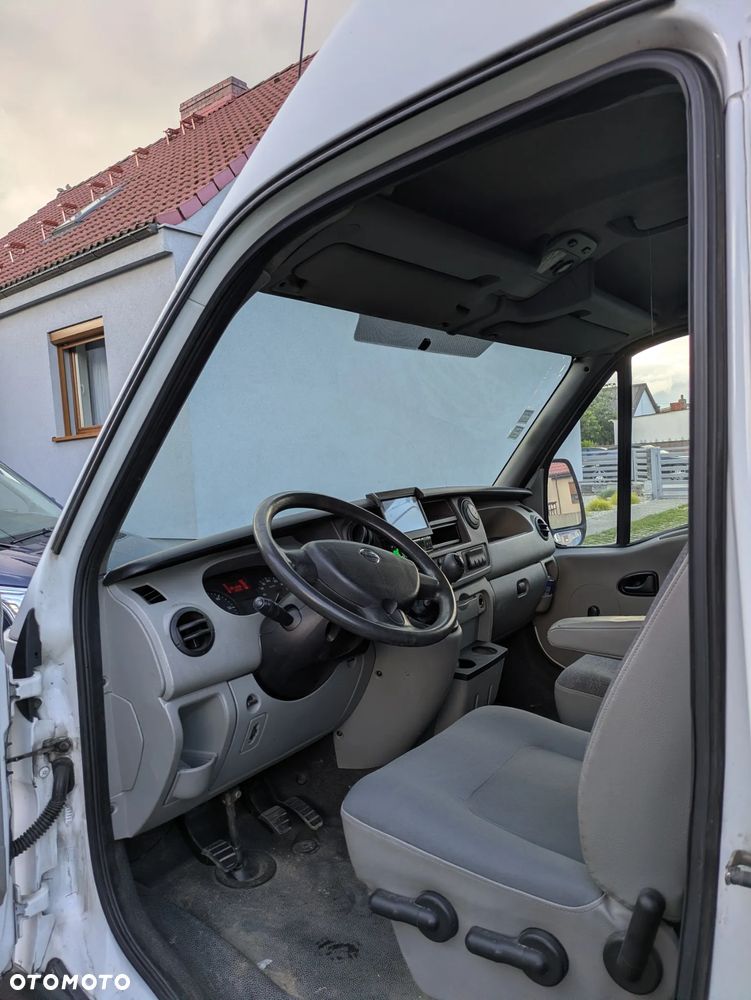 Nissan interstar - 8