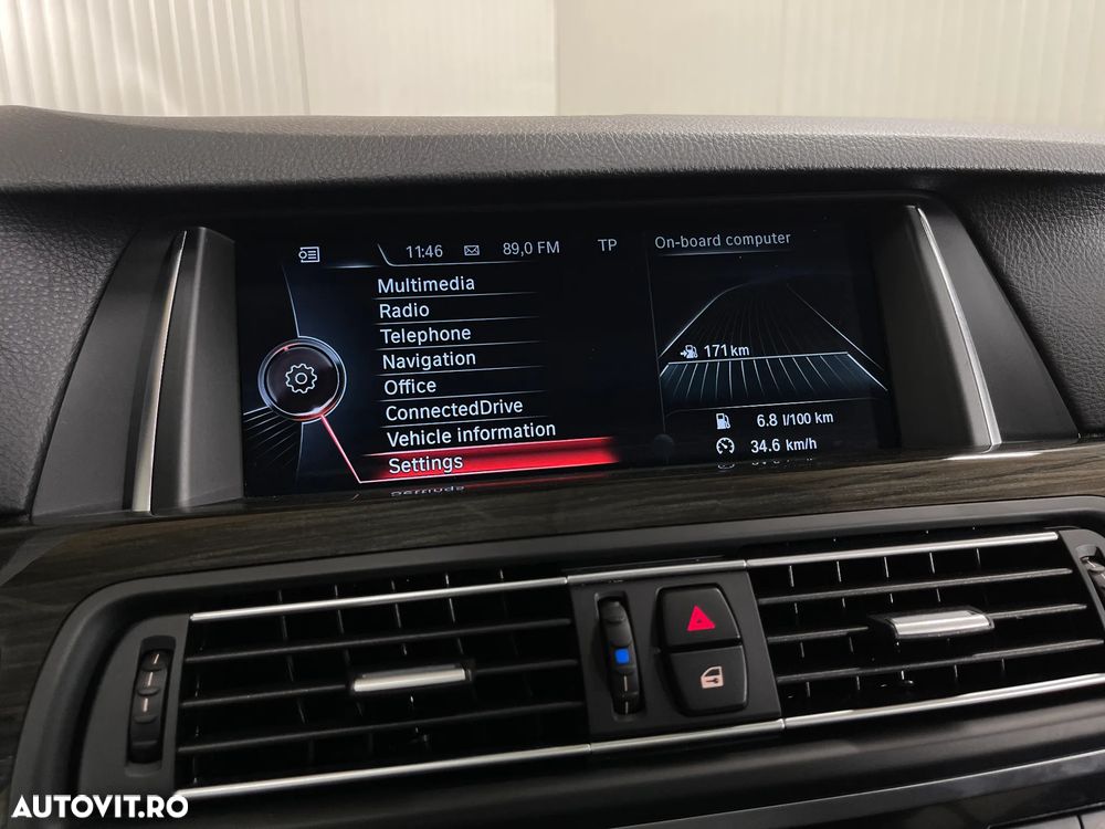 BMW Seria 5 525d Aut. Luxury Line - 18