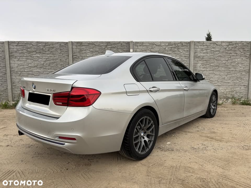 BMW 3 Series 2016 photo 5