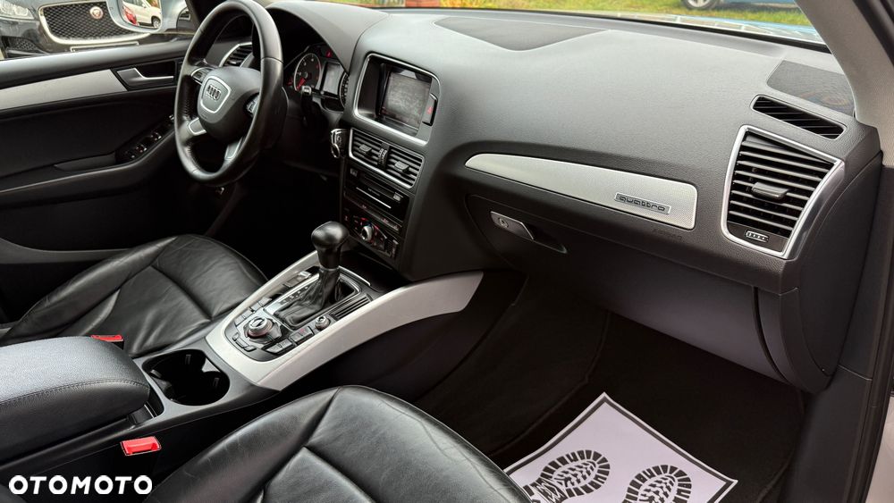 Audi Q5 2.0 TDI Quattro S tronic sport - 27