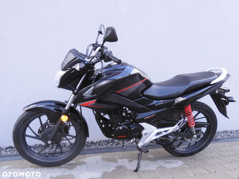 Honda CBF - 22