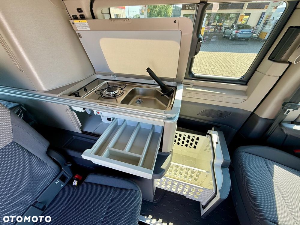 Volkswagen California - 34