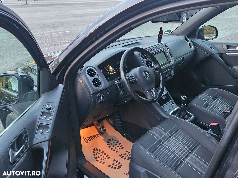 Volkswagen Tiguan - 5