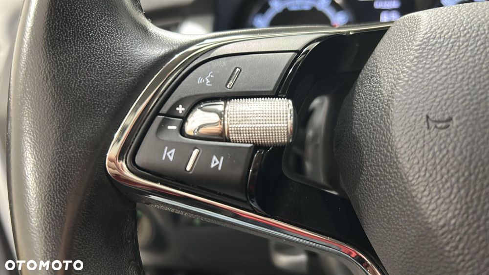 Skoda Fabia 1.0 TSI Ambition - 24